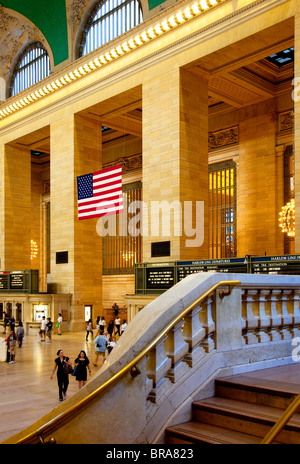 Au-dessus de l'escalier l'entrée principale de Grand Central Terminal de Manhattan, New York City USA Banque D'Images