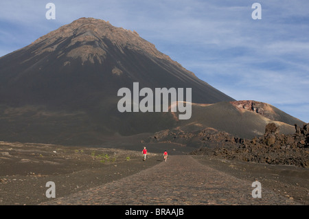 Sentier menant au volcan de Fogo, Cap-Vert, Afrique Banque D'Images