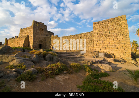 Qasr Al-Azraq, vieux château dans le désert de Jordanie, Jordanie, Moyen-Orient Banque D'Images