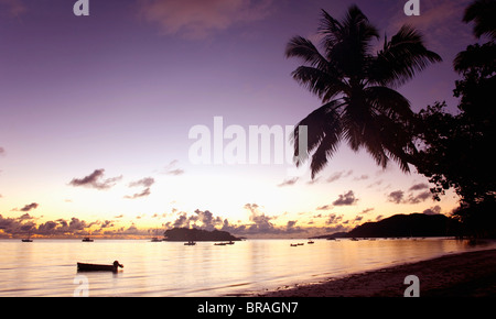 Vue sur Anse Volbertto, Seychelles, Indian Ocea Banque D'Images