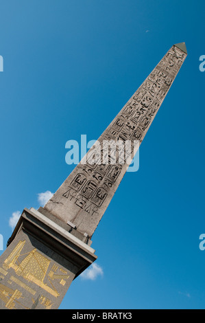 Obélisque de Louxor sur la Place de la Concorde, Paris, France Banque D'Images