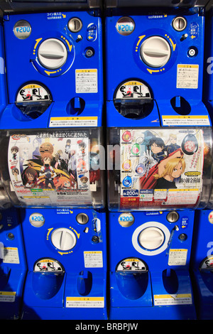 Distributeur de manga, anime, bibelots, ville électrique d'Akihabara, Tokyo, Japon Banque D'Images