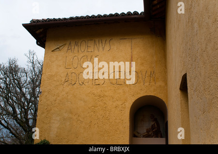 Expression par Saint François('calming et agréable'), sanctuaire franciscain de La Foresta, Rieti, Latium (Lazio), l'Italie, l'Europe. Banque D'Images