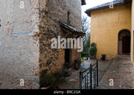 Sanctuaire franciscain de La Foresta, Rieti, Latium (Lazio), l'Italie, l'Europe. Banque D'Images