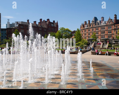 Les Jardins de la paix dans le centre-ville de Sheffield, South Yorkshire, Angleterre, Royaume-Uni Banque D'Images