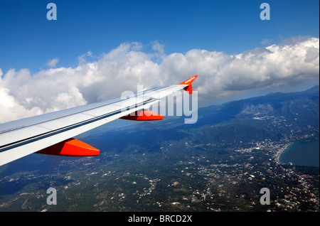 De l'aile en vol EasyJet aircraft Banque D'Images