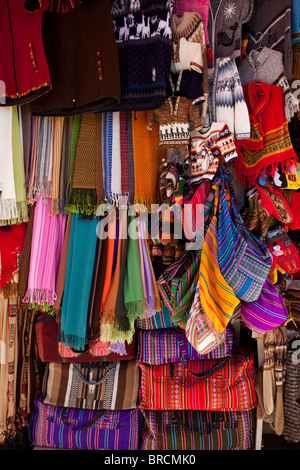 La Paz : boutiques de souvenirs de l'artisanat local : Banque D'Images