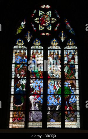 L'entrée de Jeanne d'Arc Orléans vitrail dans la Cathédrale Sainte Croix Orléans France Banque D'Images