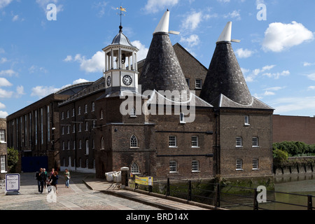 Trois Moulins sur la rivière Lee dans l'East End de Londres, Angleterre, Royaume-Uni. Banque D'Images