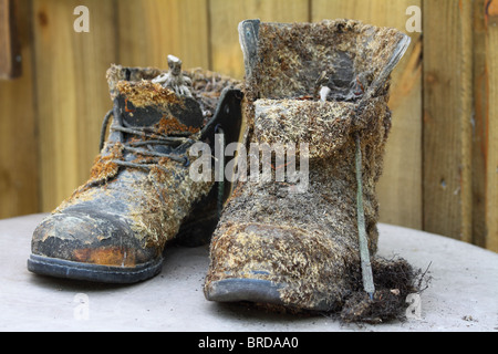 Paire de bottes bien utilisé ancien Banque D'Images