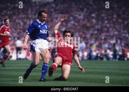 Everton V Liverpool en finale de la FA Cup 1989 Peter Beardsley et Trevor Steven Banque D'Images