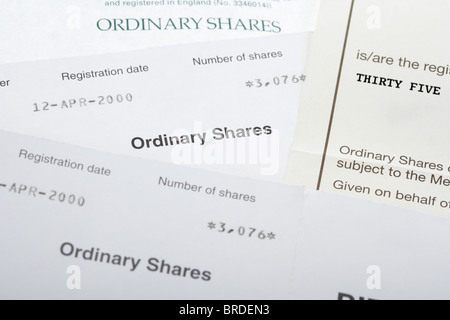 Papier de type ancien certificat d'actions Les certificats d'actions ordinaires au Royaume-Uni Banque D'Images