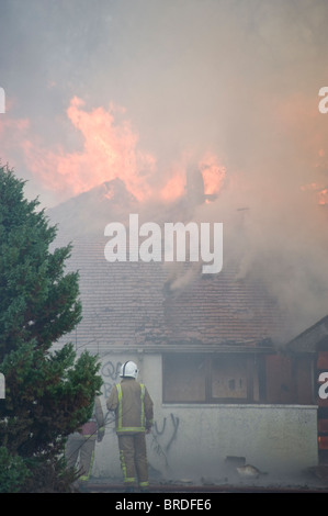 Incendie dans une maison vide, Newton Mearns, Glasgow Banque D'Images