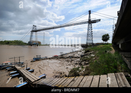 Remise à neuf de la Newport Transporter Bridge en s au Pays de Galles. Le passage à niveau qui enjambe la rivière Usk 1902-1906 a été construit et est être Banque D'Images