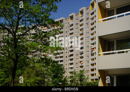 Gropiusstadt, Gropius Ville, immeuble de 18 étages de Walter Gropius, de la colonisation, Berlin, Allemagne, Europe. Banque D'Images