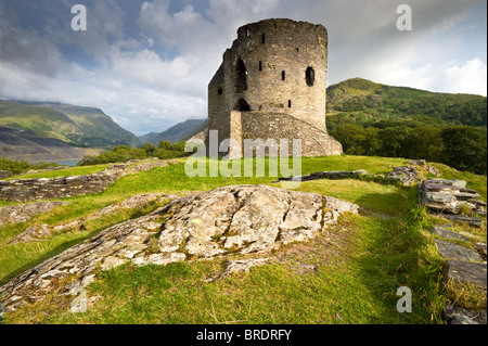 Château de Dolbadarn, Llanberis Pass, Gwynedd, Parc National de Snowdonia, le Nord du Pays de Galles, Royaume-Uni Banque D'Images