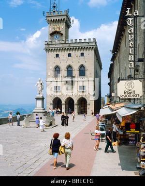 Place de la ville, République de San Marino, Italie Banque D'Images