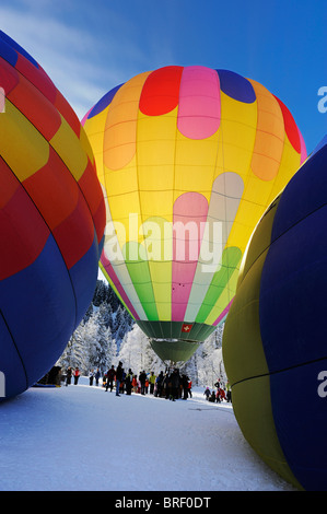 Festival de montgolfières sur le mont Hochstuckli, Schwyz, Suisse Banque D'Images