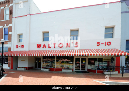 Centre des Visiteurs de Walmart Walton 5 et 10 Bentonville Arkansas Banque D'Images