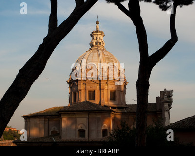 L'église Santi Luca e Martina à Rome, Italie centrale, situé entre le Forum Romain et le Forum de César, 24. Banque D'Images