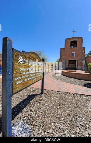 Mission San Miguel Church Santa Fe New Mexico Banque D'Images