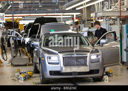 L'usine Rolls-royce à Goodwood, West Sussex UK de production pour une Rolls Royce Phantom et Ghost voitures. Banque D'Images