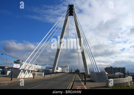 Une partie de la Marine Way Bridge à Southport, Lancashire, Royaume-Uni. Banque D'Images