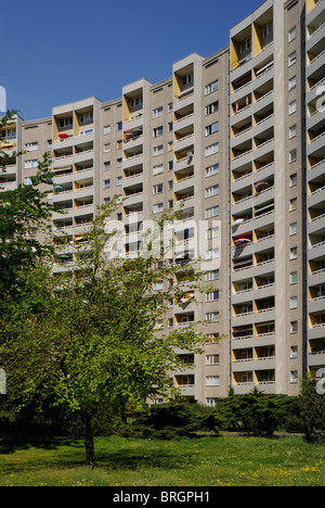 Gropiusstadt, Gropius Ville, immeuble de 18 étages de Walter Gropius, de la colonisation, Berlin, Allemagne, Europe. Banque D'Images