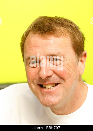 Ancien joueur de spin de l'Angleterre et 'Purple' Outta Here' star Phil promenade Tufnell Banque D'Images