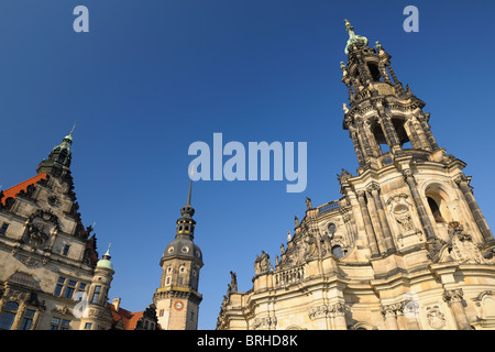 Du château de Dresde, et Hofkirche Katholische Tour Hausmann, Dresde, Saxe, Allemagne Banque D'Images