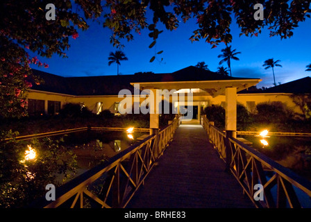 Entrée principale de l'Hôtel Carlisle Bay, Antigua, Antilles, Caraïbes, Amérique Centrale Banque D'Images