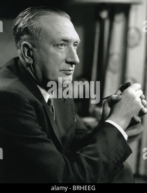 WILLIAM WALTON (1902-1983), compositeur et chef d'orchestre britannique. Photo Derek Allen Banque D'Images