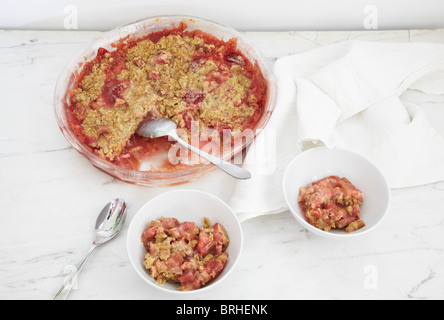 Tarte aux fraises rhubarbe Banque D'Images