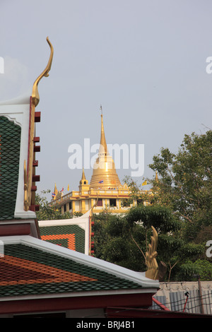 Vue de la montagne d'or de Wat ratchanatdaran à Bangkok, Thaïlande Banque D'Images