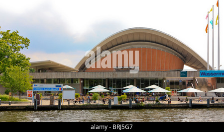 Salle des congrès de Berlin, aussi appelé l'Huître enceinte Banque D'Images