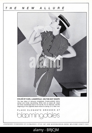 Robes pour femmes à Bloomingdales annonce dans le magazine de mode américain vers 1983 Banque D'Images