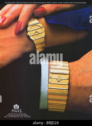 Annonce la couleur pour Piaget montres en or dans le magazine de mode américain vers 1983 Banque D'Images