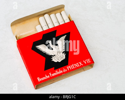 Ancien paquet de 1950 'Vie' Français Phenix de cigarettes de marque. Banque D'Images