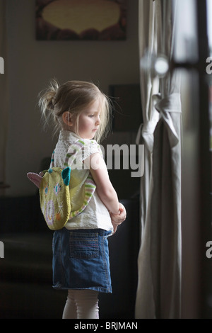 Petite fille à l'accueil Banque D'Images