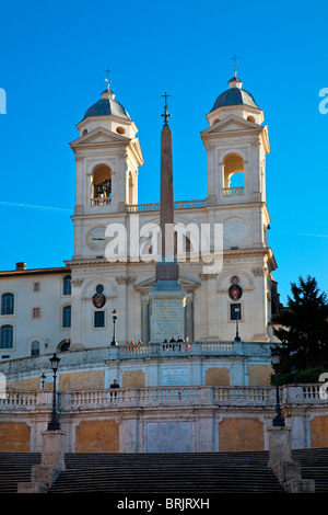 L'Italie, Rome, Église de la Trinité-des-Monts Banque D'Images