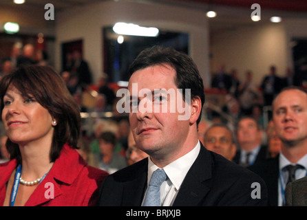 Le Chancelier GEORGE OSBORNE 03 octobre 2010 CPI BIRMINGHAM ENGLAND Banque D'Images