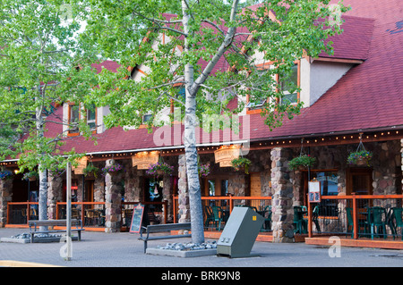 Boutiques en ville, Waterton Park, Alberta, Canada. Banque D'Images