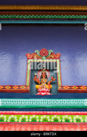 Hindu temple de Durga à Puttaparthi, Andhra Pradesh, Inde Banque D'Images