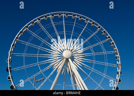 Grande roue ferris au Liverpool Echo Arena Albert Dock Banque D'Images