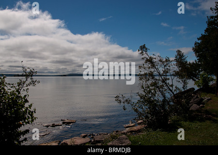 Vue du lac Manitou sur l'Île Manitoulin Banque D'Images