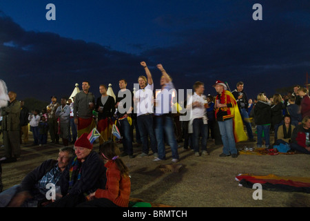 Les supporters de football allemand chanter au ventilateur Nelspruit parc en 2010 Coupe du Monde de soccer de la FIFA en Afrique du Sud Banque D'Images