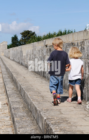 Stock photo des murs de la ville de Brouage en France. Banque D'Images