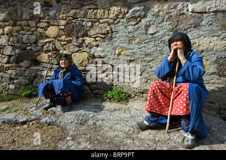 Musulmans du village Kushla Rhodopes. Banque D'Images