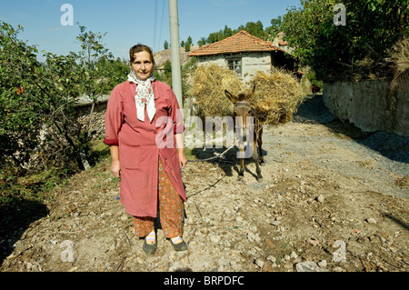 Musulmans du village Kushla Rhodope Bulgarie Banque D'Images