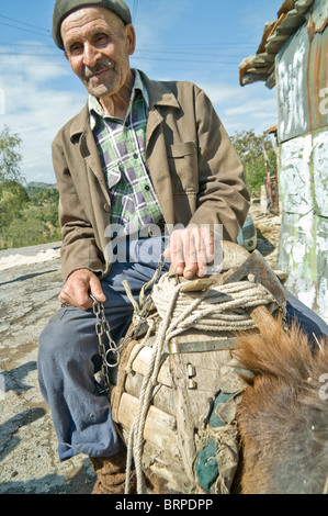 Musulmans du village Kushla Rhodope Bulgarie Banque D'Images